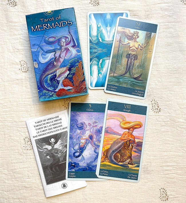 マーメイドタロットカード - Mermaid tarot card 3 - 素敵なカード。8番が力、11番が正義のかーどですのでウエイト版かな、、力のカードはオットセイ？いあ、シーライオンかな？アシカをてなずけてる？？
