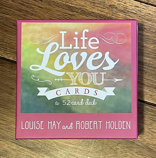 ライフ ラブス ユーカード - Life Loves You Cardの写真1枚目です。パッケージ写真ですオラクルカード,占い,カード占い,タロット