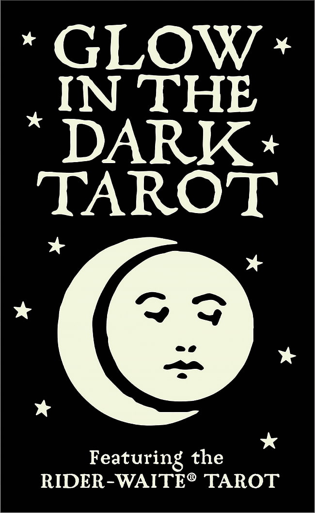 暗闇で光るタロット - glow in the dark tarotの写真1枚目です。素敵なカードです、あなたはなにを問いますか？
オラクルカード,占い,カード占い,タロット