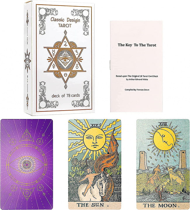 クラシックデザインタロット - サンアンドムーン白箱 - Classic Design Tarot - Sun and Moon White Box 2 - 英語解説書付きです。「太陽」のカードの子供が1人ですのでウェイト版です。
