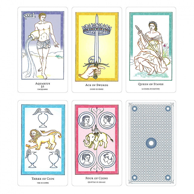 ミンキアーテ・タロット - Minchiate Tarot 4 - カードの大きさはこのくらい。カードを持っている手は、手の付け根から中指の先までで約17cmです。
