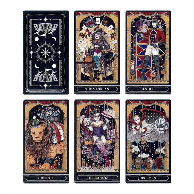 CIRQUE DU MINUIT?サーカスのタロットカード - CIRQUE DU MINUIT ~ Circus Tarot Card 2 - カードの大きさはこのくらいです