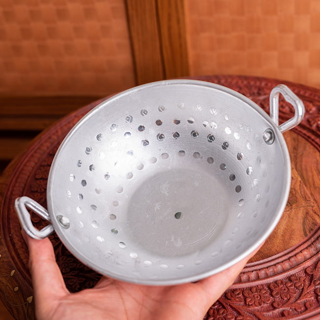 軽量リーズナブルなアルミニウム カダイ インドの食器&鍋 【直径約18cm】 8 - このくらいのサイズ感になります
