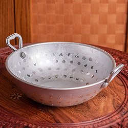 軽量リーズナブルなアルミニウム カダイ　インドの食器＆鍋 【直径約18ｃｍ】の商品写真