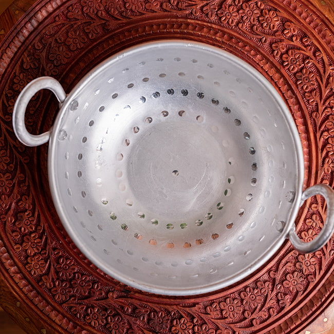 軽量リーズナブルなアルミニウム カダイ　インドの食器＆鍋【直径約21.5ｃｍ】 3 - 上からの写真です