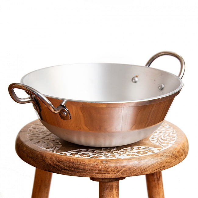 インド鍋 アルミニウム カダイ【直径：約27.5cm】の写真1枚目です。丸っこい形状が可愛らしいインドの鍋です。カダイ,テンパリング,カラヒ,タルカ