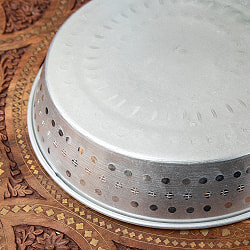 インドの透かし彫り軽量アルミ　特大皿　水盆にも使える - 外径：約32cm - サブ5