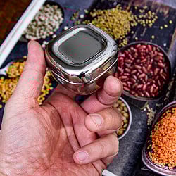 ステンレスのマサラケース・小物入れ 幅：約6.5cm - サブ5