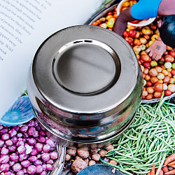 ステンレスのマサラケース・小物入れ 直径：約7.5cm - サブ4