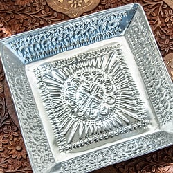 バリのアルミスクエアトレイ 手打ち細工が美しい - 20.5cm x 20.5cm - サブ3