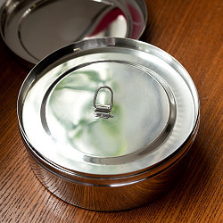 便利な中ぶた付き 円形スパイスボックス　7種類のスパイスを入れられる！[直径約18.5cm] - サブ4