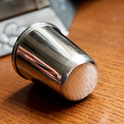 小さなステンレスのチャイカップ　プージャグラス　ショットグラスサイズ〔約4.5cm 約50ml〕 - サブ4