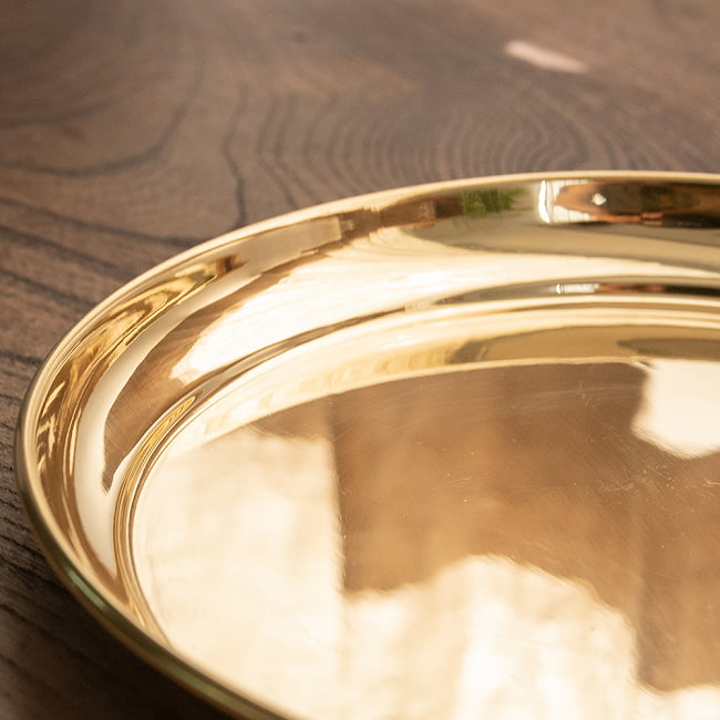 【祭壇用】ステンレス金メッキカトリ（中皿）　【直径：約18.3cm】 3 - 縁はこのようになっています。