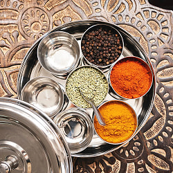 円形スパイスボックス　7種類のスパイスを入れられる！[直径約21cm] - サブ3