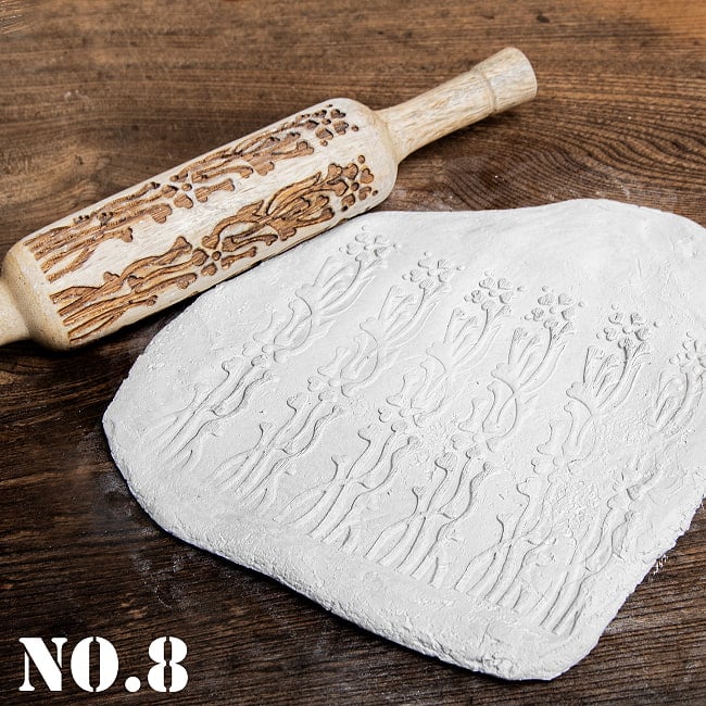 インドで手彫りされたエスニック柄 麺棒【約30cm】の選択用写真