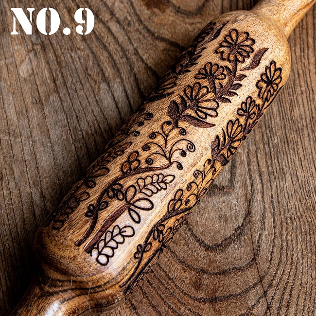 インドで手彫りされたエスニック柄 麺棒【約30cm】 22 - No.9