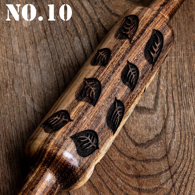 インドで手彫りされたエスニック柄 麺棒【約30cm】 24 - No.10