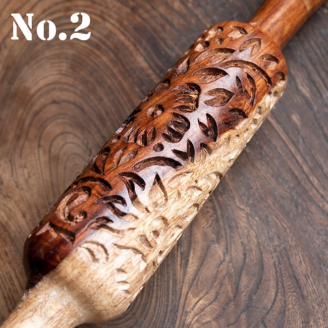 インドで手彫りされたエスニック柄　麺棒【約30cm】 8 - No.2
