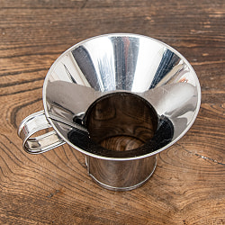 【スモールタイプ】 フードトランスポーター　タイ料理の惣菜を袋詰めする 大口じょうご・ロート - サブ3