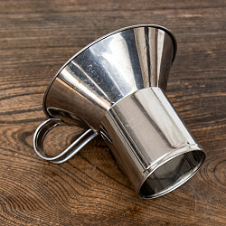 【スモールタイプ】 フードトランスポーター　タイ料理の惣菜を袋詰めする 大口じょうご・ロート - サブ4