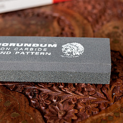 カーボランダム砥石　ダイヤモンドに近い硬度の炭化ケイ素製〔20cm×5cm×2.5cm〕 CARBORUNDUM 108 S Combination Sharpening Stone - サブ3