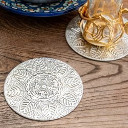 ムスリム職人の手仕事が息づく アルミコースター シンメトリーフラワー