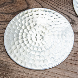 ムスリム職人の手仕事が息づく アルミコースター 槌目仕上げ - サブ3