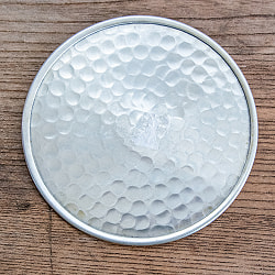 ムスリム職人の手仕事が息づく アルミコースター 槌目仕上げ - サブ5