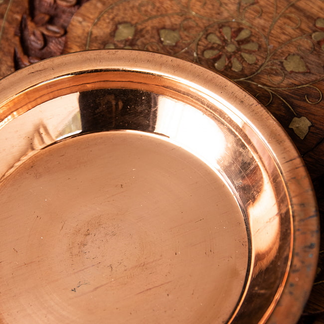 【祭壇用】銅仕上げカトリ（小皿）　【直径：約13cm】 3 - 立ち上がりの様子です。