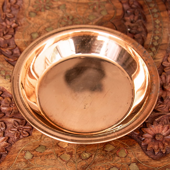 【祭壇用】銅仕上げカトリ（小皿）　【直径：約13cm】の写真1枚目です。全体写真です。カトリ,プレート,礼拝,祭壇