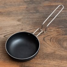ずっしり大きめのタルカパン - 外径15cm程度 インド料理でスパイスをテンパリングする調理器具【持ちてカバーあり】