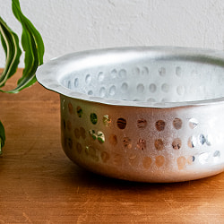 【約900cc程度】取っ手のない独特のインド鍋　バゴーナー　パティラ アルミ製 - サブ3