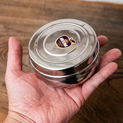 だいぶ大きめのステンレスのマサラケース・小物入れ 直径：9.5cm程度 - サブ2