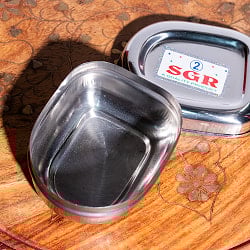 ステンレスのマサラケース・小物入れ〔約7.6cm×約6.2cm×約4cm〕 - サブ4