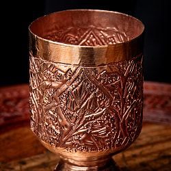 カシミールの重厚な精細彫金 脚付きグラス 高さ：12.5cm程度 - サブ2