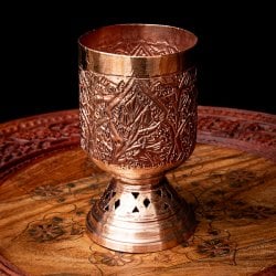 カシミールの重厚な精細彫金 脚付きグラス 高さ：12.5cm程度(ID-TBLWR-1381)