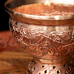 カシミールの重厚な精細彫金 脚付ボウル 高さ：11cm程度 - サブ2