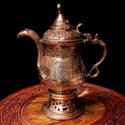カシミールの重厚な精細彫金 カシミリ サモワール 「カワ」を沸かして楽しむ道具 高さ：30.5cm程度(ID-TBLWR-1388)