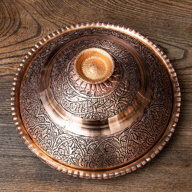 カシミールの重厚な精細彫金 カバリングプレート 豪華な蓋付きお皿 直径22cm程度 4 - 細かな装飾が行き届いています。