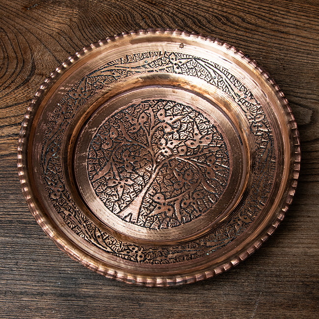 カシミールの重厚な精細彫金 カバリングプレート 豪華な蓋付きお皿 直径22cm程度 7 - お皿部分です。