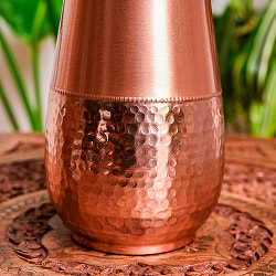 アーユルヴェーダ 高級銅製コップ付き水差し　槌目仕上げが美しい　ウォーターカラフェ　ピッチャー　冠水瓶〔約1000ml〕 - サブ3