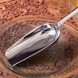 インドの台所から アタ粉スコップ〔約20.5cm〕丈夫なステンレス製 小麦粉 粉物 砂糖などをすくえて便利 - サブ3