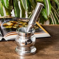 アルミ製のスパイスグラインダー クラシックな壺型 高さ:9cm