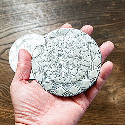 ムスリム職人の手仕事が息づく アルミコースター ハートフラワー - サブ5