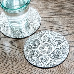 ムスリム職人の手仕事が息づく アルミコースター 花弁