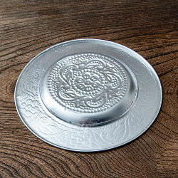 インド伝統唐草エンボスのアルミ皿【直径：12.5cm】 - サブ5
