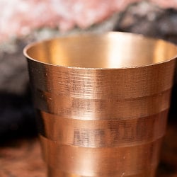 インドの礼拝用 ブラス製 プージャグラス カップ[約2.8cm×約3cm] - サブ2