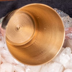 インドの礼拝用 ブラス製 プージャグラス カップ[約4.5cm×約4.8cm] - サブ3