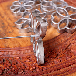 ベトナムから　花模様の揚げ菓子型 ｜アジア各国～欧米で作られている伝統のロゼットクッキーの型 アジアの揚げ菓子 - サブ5