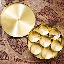 重厚な真鍮製 スパイスボックス マサラ ダバ  直径21cm - サブ4